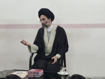 انگیزه تحصیل در حوزه جهت تبلیغ دین در داخل و خارج از کشور افزایش یابد