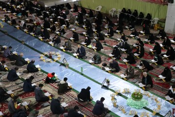 برگزاری مراسم جزءخوانی قرآن در مصلای بروجرد
