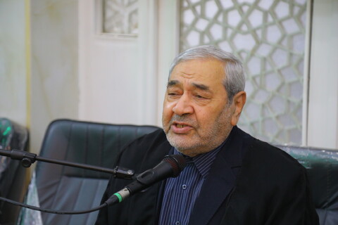 تصاویر / مراسم ترحیم برادر حضرت آیت الله العظمی نوری همدانی