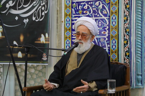 تصاویر / مراسم ترحیم برادر حضرت آیت الله العظمی نوری همدانی