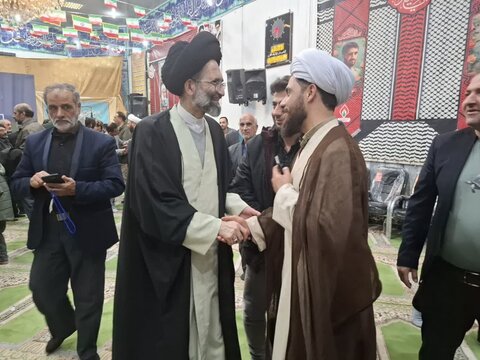 تصاویر/نخستین یادواره روحانی شهید محمدرضا کاظمی(آبروی محله) در روستای دره