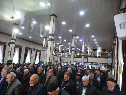 تصاویر/ آیین عبادی سیاسی نماز جمعه چهاربرج