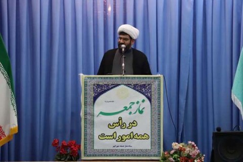ساده‌زیستی و مبارزه با اشرافی‌گری؛ راهکار امام جمعه ابهر برای مسئولان