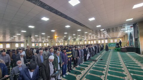 نماز جمعه گناوه به روایت تصویر