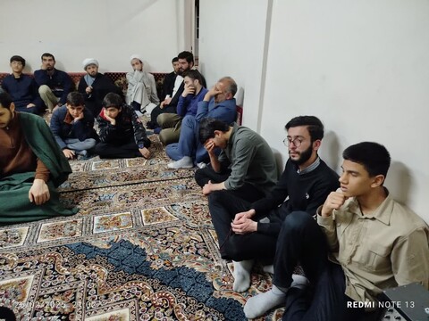 تصاویر/ مراسم یادبود شهیدان سید حسن نصرالله در مدرسه علمیه امام صادق(ع) تبریز