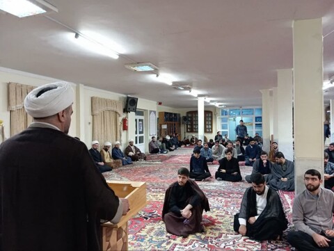 تصاویر/ مراسم عزاداری در هیئت مدرسه علمیه حضرت ولیعصر(عج) تبریز
