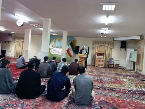 تصاویر/ مراسم عزاداری در هیئت مدرسه علمیه حضرت ولیعصر(عج) تبریز