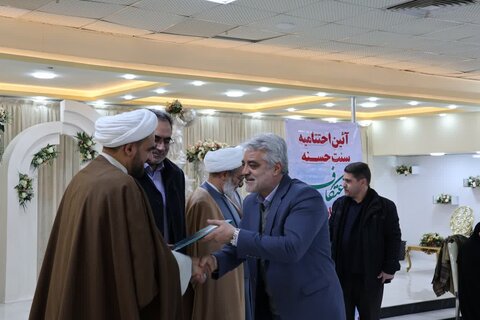 تصاویر | آئین تجلیل از دست‌اندرکاران مراسم معنوی اعتکاف در مرند