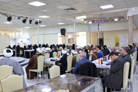 تصاویر | آئین تجلیل از دست‌اندرکاران مراسم معنوی اعتکاف در مرند