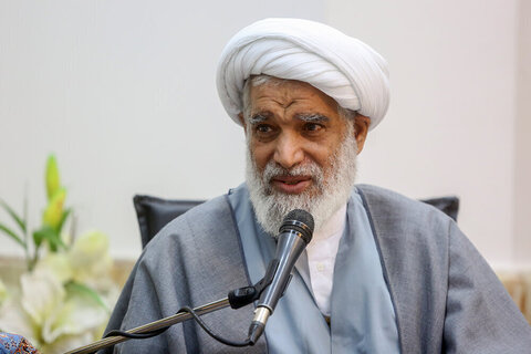 رمضان، خودسازی اور استقامت کا مہینہ: آیت اللہ کعبی