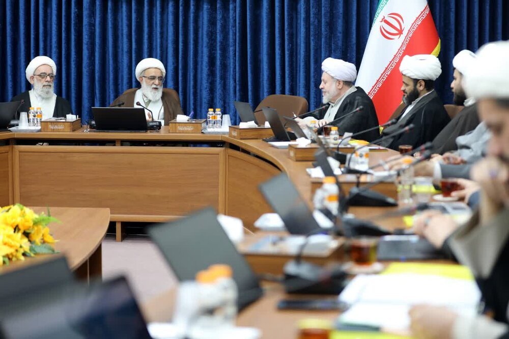 سلسله نشستهای اساتید و فضلای حوزه علمیه جلسه دوم (3)