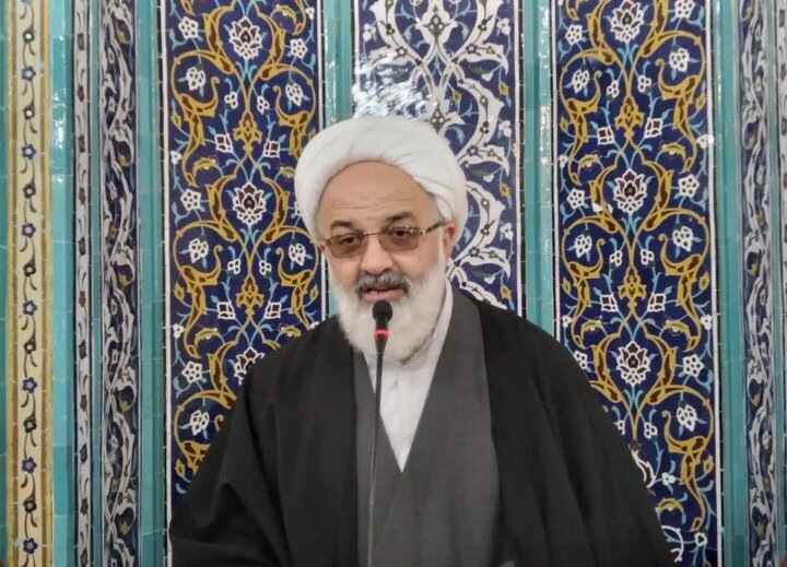 انتقاد امام جمعه آرادان از بی‌توجهی مدیران به زیرساخت‌های فرسوده آموزشی