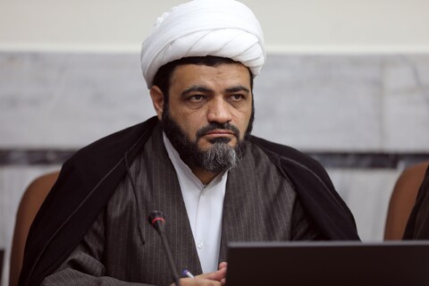 تصاویر/ دومین جلسه از سلسله نشست‌های اساتید و فضلای حوزه با دبیر شورای عالی حوزه