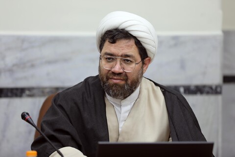 تصاویر/ دومین جلسه از سلسله نشست‌های اساتید و فضلای حوزه با دبیر شورای عالی حوزه