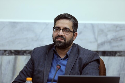تصاویر/ دومین جلسه از سلسله نشست‌های اساتید و فضلای حوزه با دبیر شورای عالی حوزه