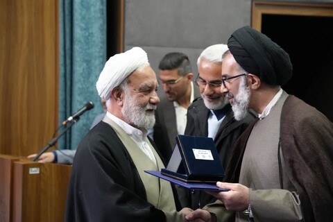 مراسم تجلیل از مجموعه فعالان قرآنی شهرستان فردیس