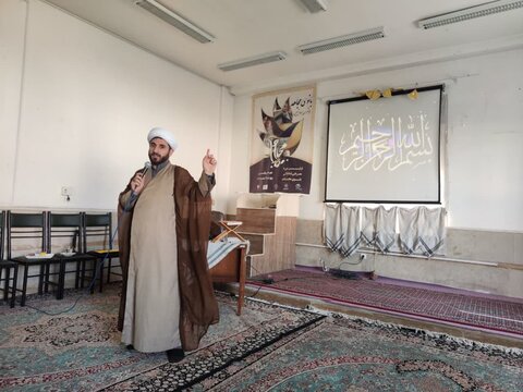 تصاویر/  برگزاری دوره بانوی مجاهد پیشران جهاد تبیین در میاندوآب