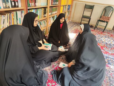 تصاویر/  برگزاری دوره بانوی مجاهد پیشران جهاد تبیین در میاندوآب