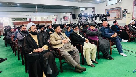 حجت الاسلام سید عز الدین الحکیم کی وفد کے ہمراہ ادارہ منہاج الحسین آمد