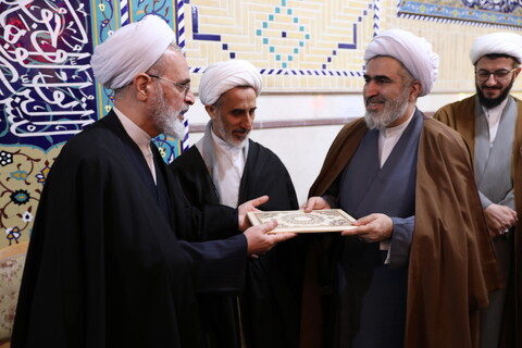 تصاویر/ آیین تکریم و معارفه معاونین آموزش و پژوهش حوزه های علمیه