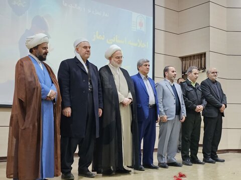 تصاویر/اجلاسیه استانی نماز و پیش اجلاسیه نماز دانش آموزی شهرستان سنندج