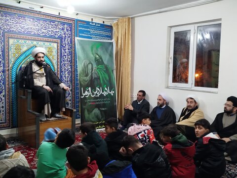 هیئت دانش‌آموزی متوسلین به وداع آخر سید الشهداء (ع)