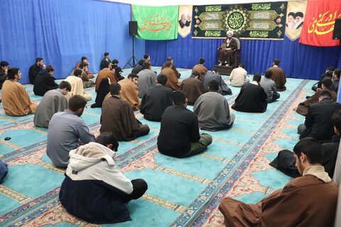 تصاویر/ مراسم استقبال از ماه مبارک رمضان در مدرسه علمیه امام خامنه‌ای ارومیه