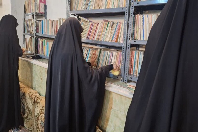 آیین غبار روبی مسجد المهدی(عج) شهر کرند غرب برگزار شد