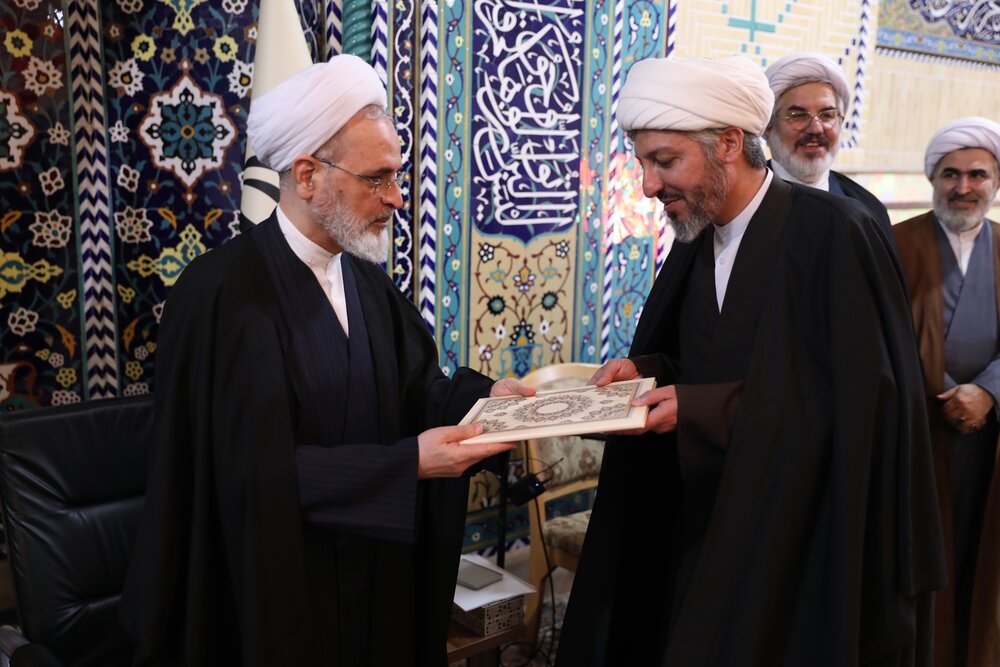 مراسم تکریم و معارفه معاونیین جدید حوزه مراسم تکریم و معارفه معاونیین جدید حوزه