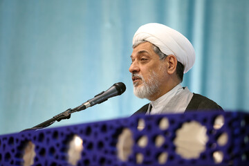 حضرت خدیجه(س) با شجاعت معیارها و سنت‌های عصر جاهلی را شکست