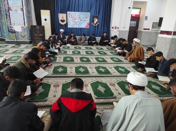 مراسم جزءخوانی قرآن کریم در مدرسه امام صادق (ع) برگزار می شود