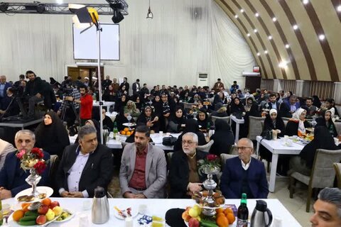 مراسم گلریزان ویژه مددجویان کمیته امداد امام خمینی (ره)