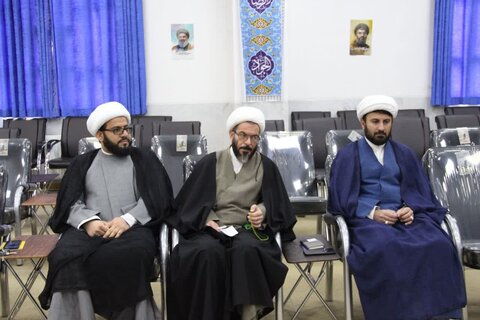 تصاویر جلسه شورای فرهنگ عمومی لرستان