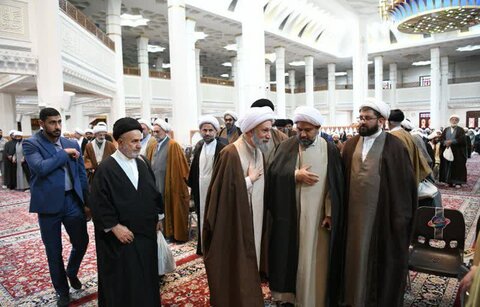 تصاویر|  همایش طلیعه داران تبلیغ در سومین حرم اهل بیت(ع)