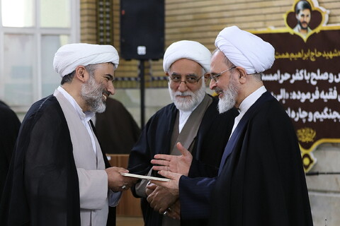 آیین تکریم و معارفه مدیر مدرسه علمیه معصومیه