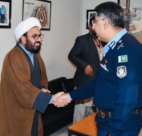 علامہ اشفاق وحیدی کی آئی جی اسلام آباد سے ملاقات / مختلف امور پر تبادلۂ خیال