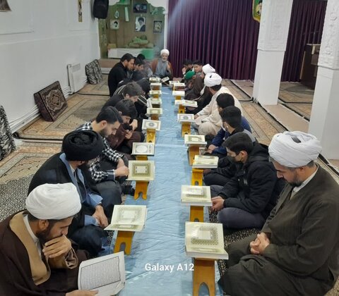 تصاویر/ برگزاری محفل قرآنی مدرسه علمیه امام صادق علیه‌السلام بیجار