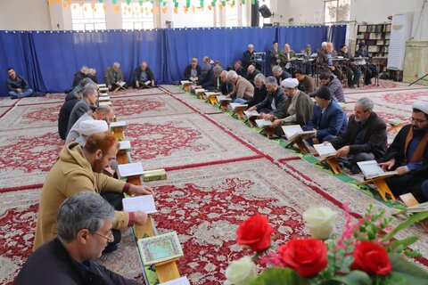 آیین جزء خوانی قرآن کریم با حضور امام جمعه شهرستان اسلامشهر