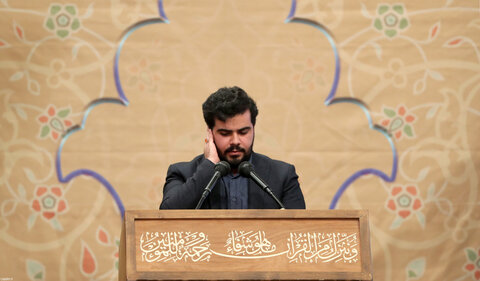 تصاویر/ مراسم انس با قرآن در اولین روز از ماه مبارک رمضان با حضور رهبر انقلاب