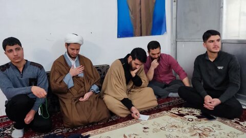 تصاویر/برگزاری درس اخلاق در مدرسه علمیه امام خمینی شهرستان خمین