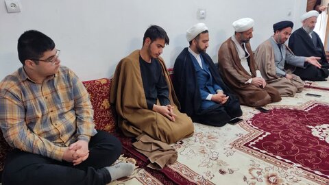 تصاویر/برگزاری درس اخلاق در مدرسه علمیه امام خمینی شهرستان خمین