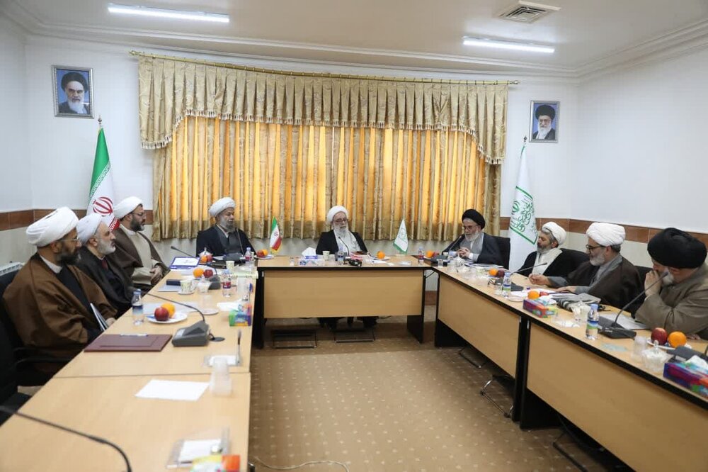 سند پیشنهادی «دبیرخانه بیانیه گام دوم» جامعه مدرسین حوزه رونمایی شد