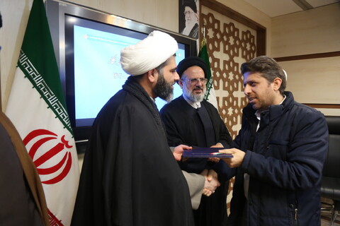 تصاویر/ نشست تجلیل از اصحاب رسانه همکار در همایش مبلغان بین المللی اربعین 1403