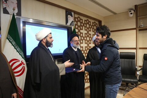 تصاویر/ نشست تجلیل از اصحاب رسانه همکار در همایش مبلغان بین المللی اربعین 1403