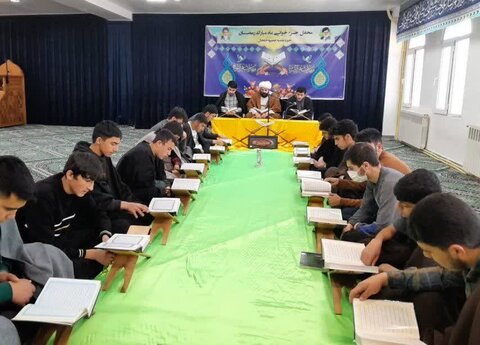 محفــل جـزء خوانی قرآن کریم در مدرسه علمیه خلخال