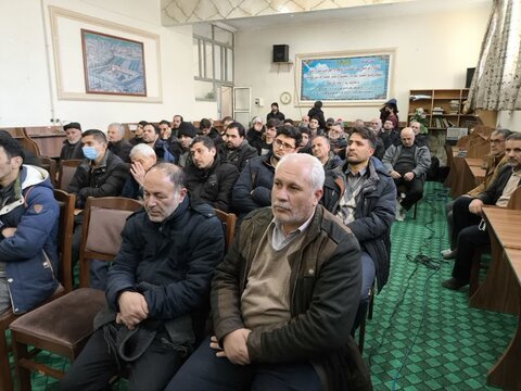 دوره «طرح کلی اندیشه اسلامی در قرآن» در مدرسه علمیه خلخال