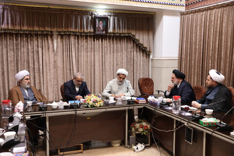 تصاویر/ نشست فرایند ارتباطات و تعاملات حوزه با پژوهشکده شورای نگهبان