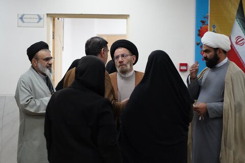 ملاقات عمومی با نماینده ولی فقیه در لرستان