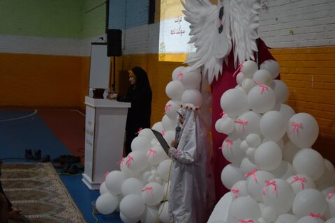 تصاویر/ مراسم جشن تکلیف دانش آموزان سوم ابتدائی در شهرستان شوط