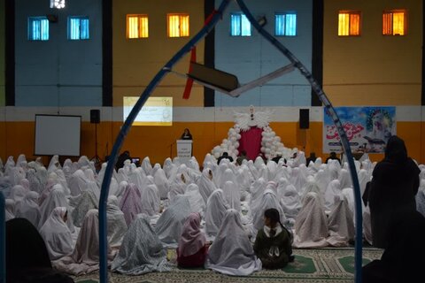 تصاویر/ مراسم جشن تکلیف دانش آموزان سوم ابتدائی در شهرستان شوط